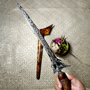 Keris Karno Tinanding Pamor Kulit Semongko Bromo Watu (Bhire/Dal) Tangguh Era Sumenep Madura Yasan Empu Koso Warangka Ladrang Jawa Timuran Timoho Sangat Langka Bersertifikat