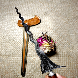 Keris Carang Buntolo (Carita Buntala) Luk 15 Pamor Ngintip (Ceprit) Tangguh Era Majapahit Warangka Gayaman Semi Gandar Iras Surakarta Jati Gembol Sangat Langka Bersertifikat