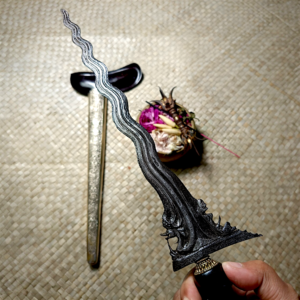 Keris Naga Pandhita Luk 13 Pamor Wus Wutah Tetesing Warih Tangguh Era Cirebon Warangka Gayaman Yogyakarta Wunglen (berasal dari Pugaran Cungkup Makam Sultan Agung Hanyakrakusuma di Pajimatan Imogiri) Sangat Langka Bersertifikat